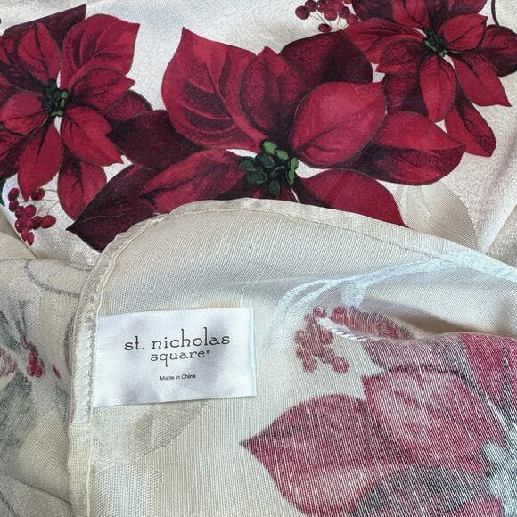 St Nicholas Square Christmas Fabric Tablecloth‎ Rectangular 97"x58" Poinsettias - Picture 7 of 8